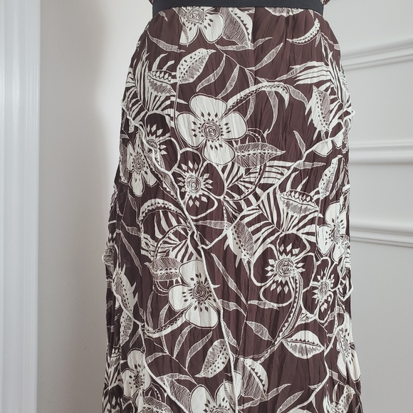 Vintage 80's Crepe Floral Short Sleeved Maxi Dress By Linea Domani Italy - Picture 4 of 16